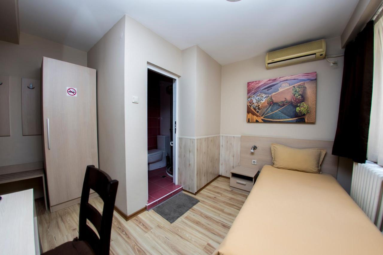 Family Hotel Madrid 索菲亞 外观 照片