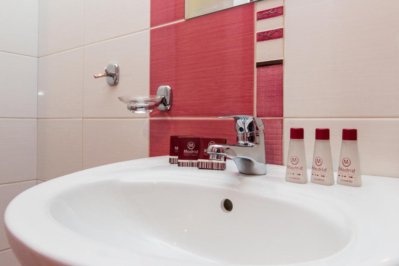 Family Hotel Madrid 索菲亞 外观 照片